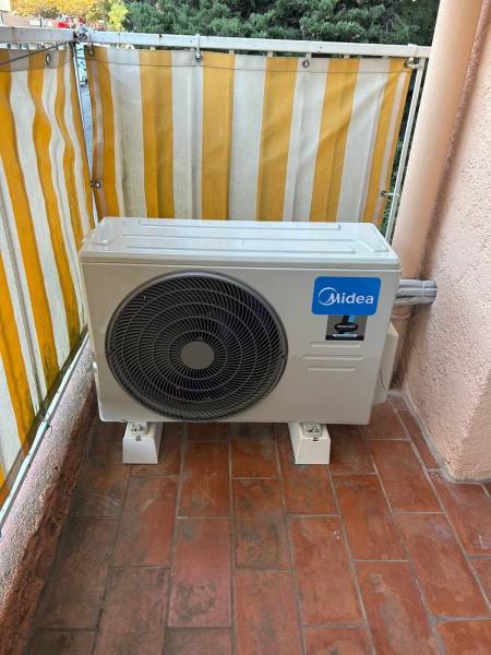 renovation chauffage installation clim reversible midea frejus